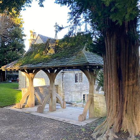 Dove Cottage Bisley  외부 사진