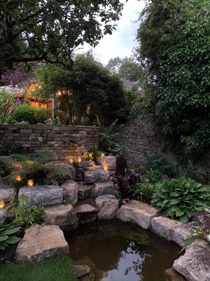 Dove Cottage Bisley  외부 사진