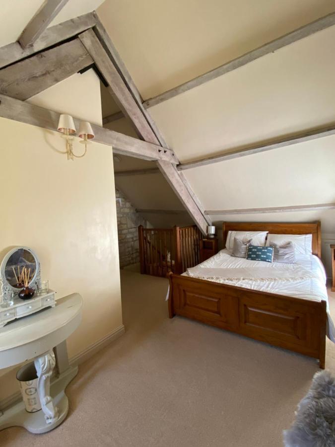 Dove Cottage Bisley  외부 사진