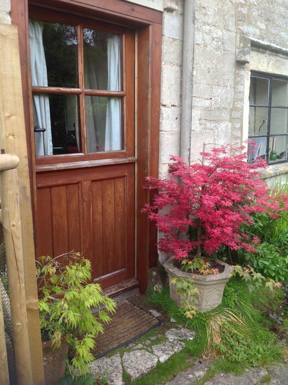 Dove Cottage Bisley  외부 사진