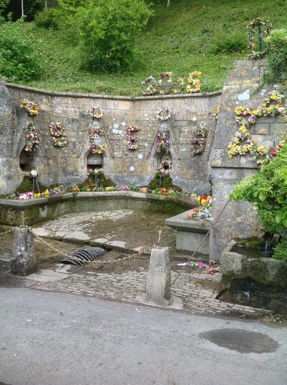 Dove Cottage Bisley  외부 사진