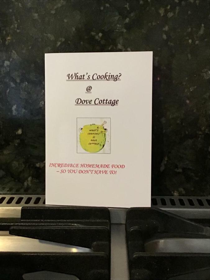 Dove Cottage Bisley  외부 사진