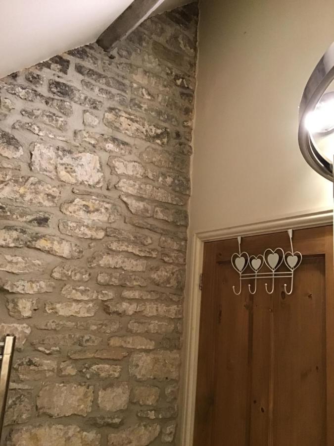 Dove Cottage Bisley  외부 사진