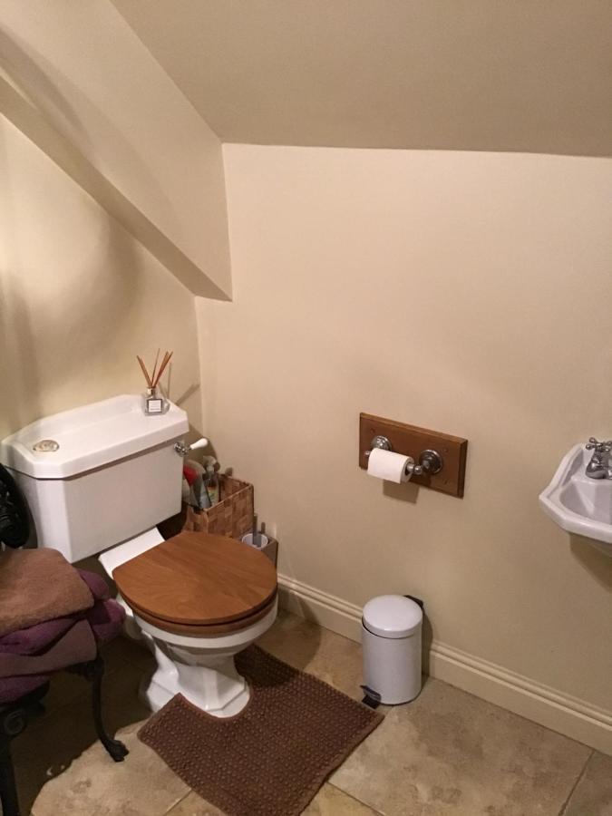 Dove Cottage Bisley  외부 사진